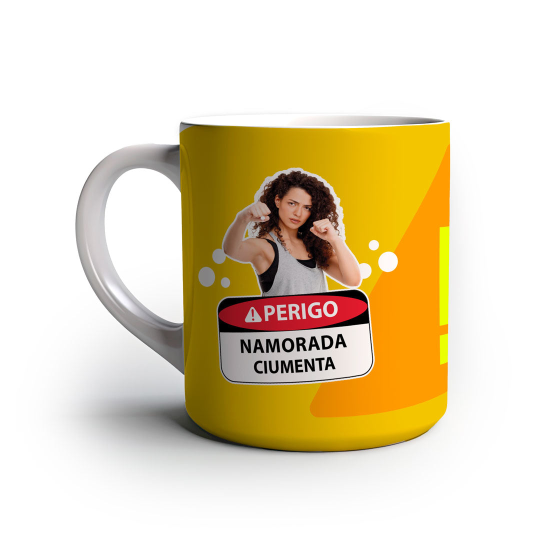 Caneca Personalizada Namorada Ciumenta amarela verso
