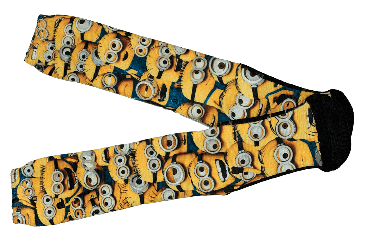 Meias de Cano Alto Estampadas com Minions cruzado